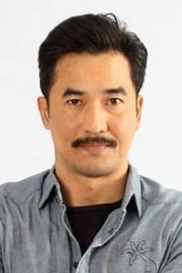 Photo of Phutharit Prombandal