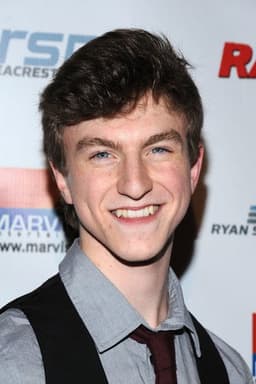 Photo of Rowen Kahn