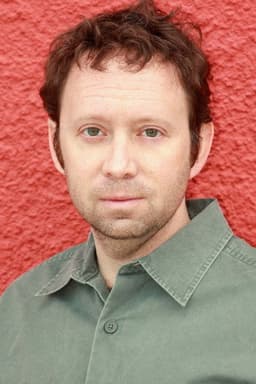 Photo of Oliver Robins
