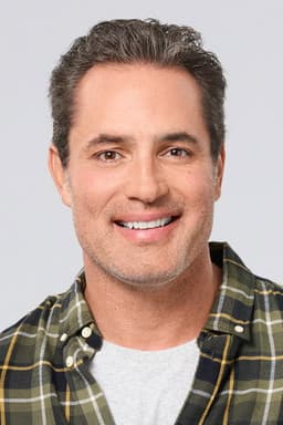 Photo of Victor Webster