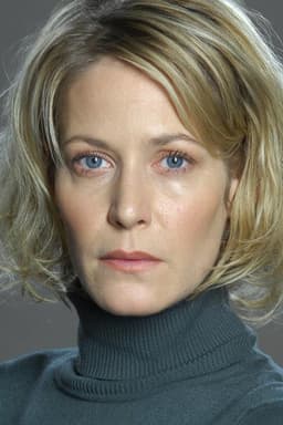 Photo of Stephanie Japp