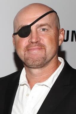 Photo of Garrett Warren