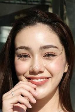 Photo of Dena Sathonghon