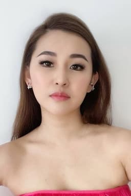 Photo of Nicole Ong