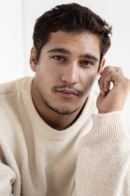 Photo of Gabriel Robles