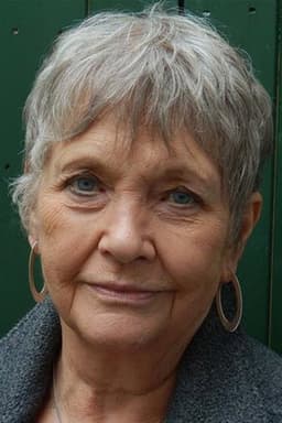 Photo of Shirley Dixon