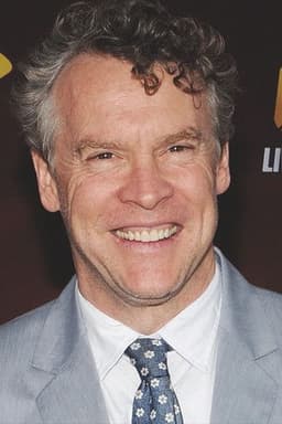Photo of Tate Donovan