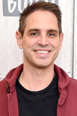 Photo of Greg Berlanti