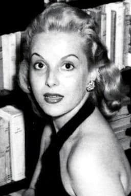 Photo of Pola Alonso