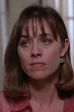 Photo of Leslie Ryan