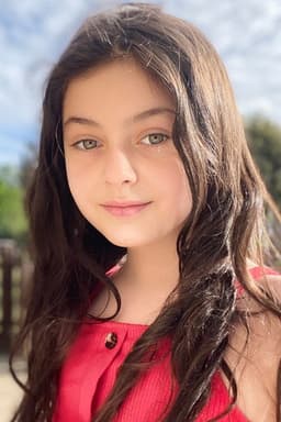 Photo of Fleur Tashjian