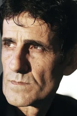 Photo of Shaul Mizrahi
