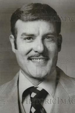 Photo of Bernard Erhard