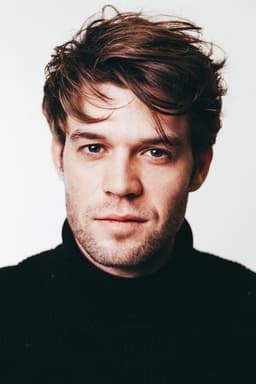 Photo of Colin Ford