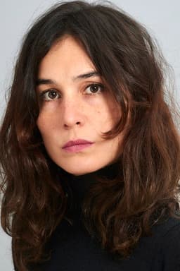 Photo of Nadia de Santiago