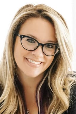 Photo of Tracy Braunstein