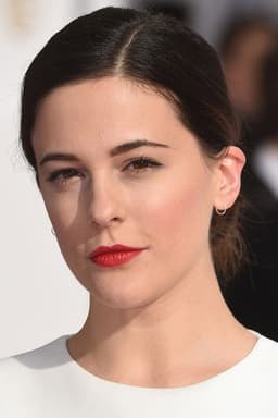 Photo of Phoebe Fox