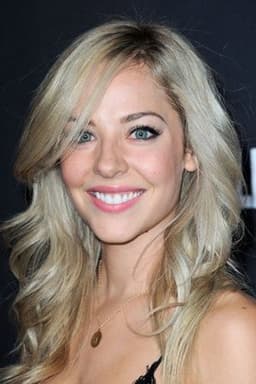 Photo of MacKenzie Porter