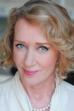 Photo of Lisa Long