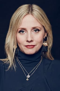 Photo of Sinéad Matthews