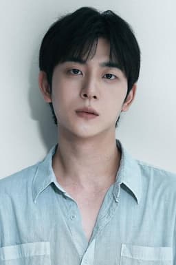 Photo of Shin Yong-seok