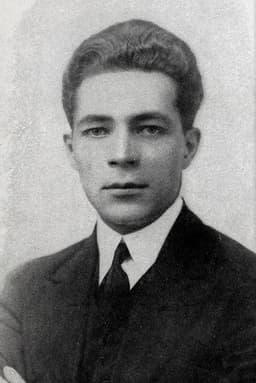 Photo of Arthur Housman