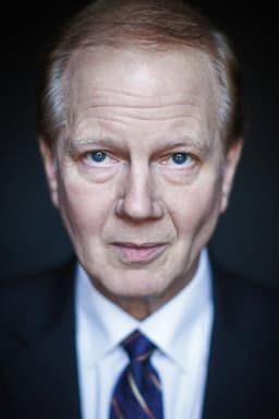 Photo of Larry Petersen