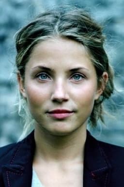 Photo of Tuva Novotny