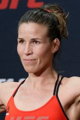 Photo of Leslie Smith