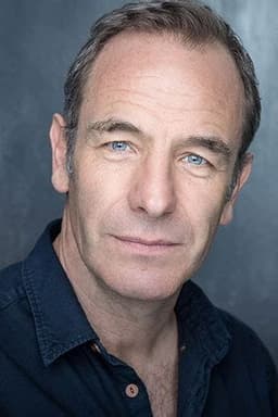 Photo of Robson Green