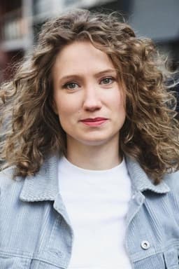 Photo of Héléna Sadowy