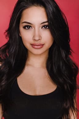 Photo of Kayla Heller