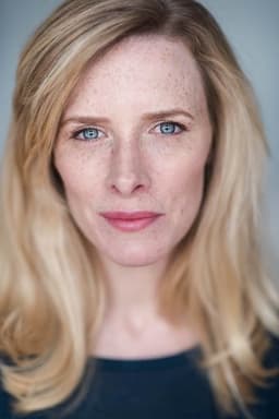 Photo of Shauna Macdonald