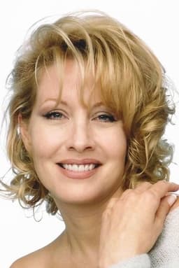 Photo of Linda Kozlowski