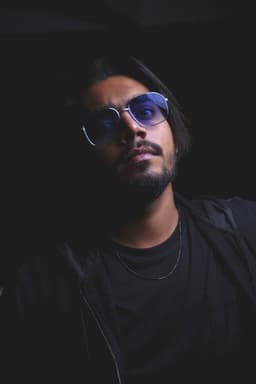 Photo of Hamza Ali