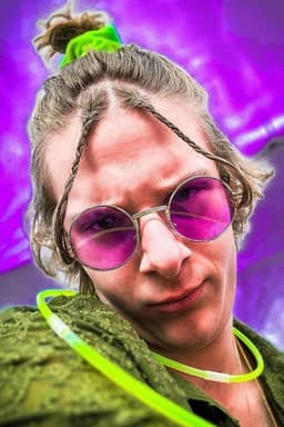 Photo of Caleb Bell