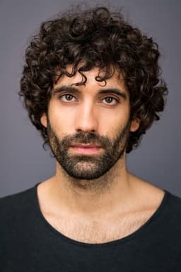 Photo of Tamar Novas