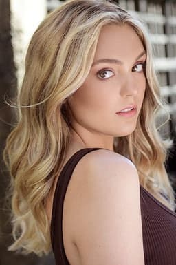 Photo of Samantha Schimmer