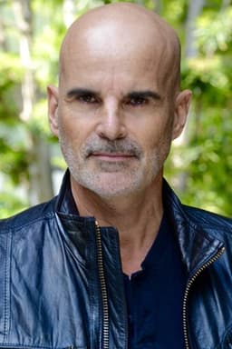 Photo of Geoffrey Ross