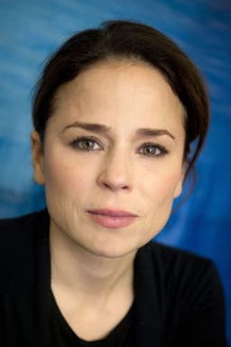 Photo of Suzanne Clément