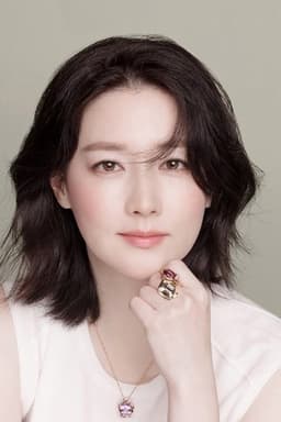 Photo of Lee Young-ae