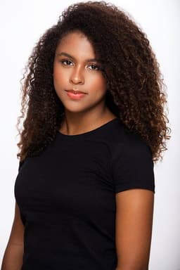 Photo of Núbia Maurício