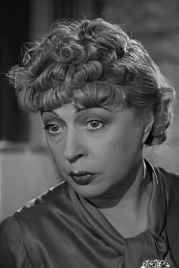 Photo of Suzanne Dantès