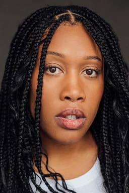 Photo of Aisha Evelyna