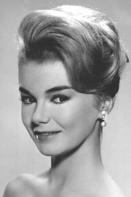 Photo of Ahna Capri