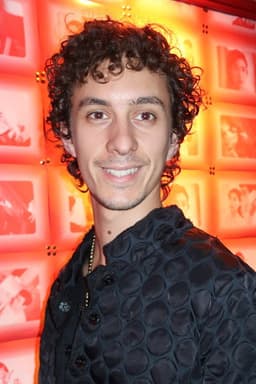 Photo of Ari Kwasner-Catsi
