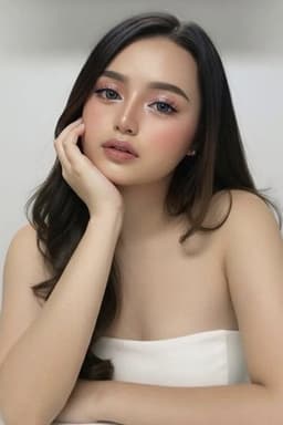 Photo of Liana Rosales
