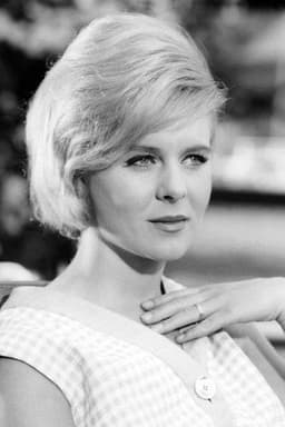 Photo of June Ritchie