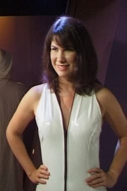 Photo of Claire Scott