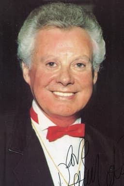 Photo of Danny La Rue